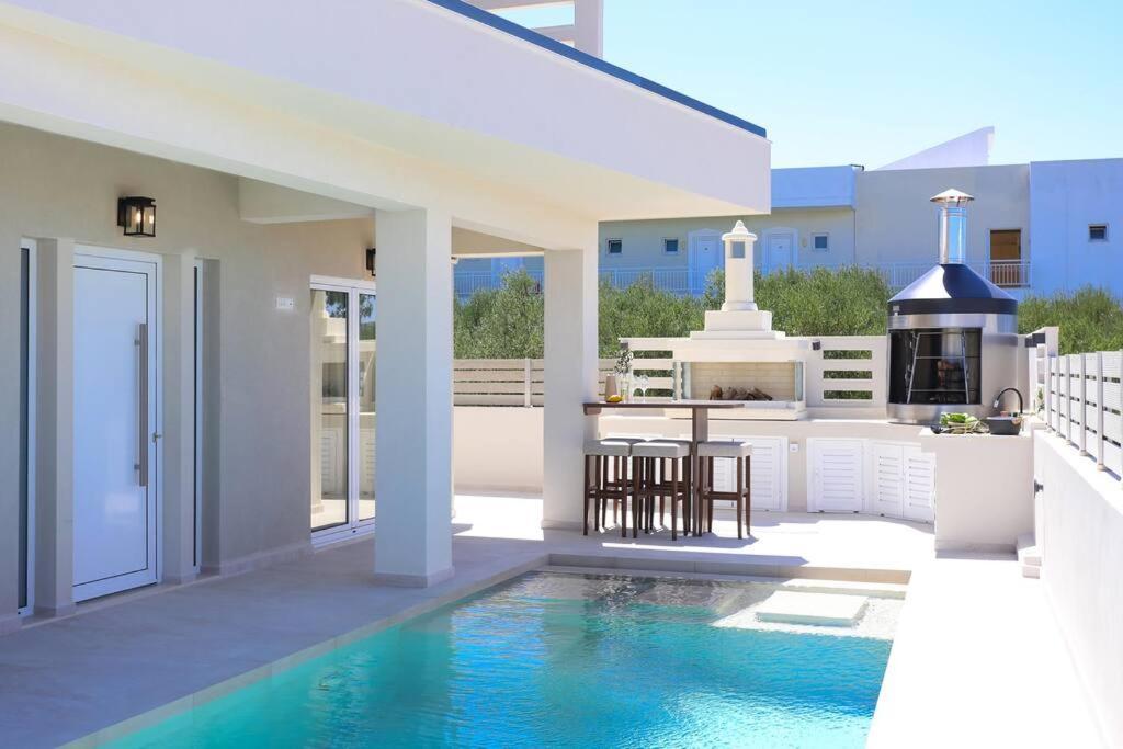 Villa Constantino With Heated Pool Kato Gouves Eksteriør billede